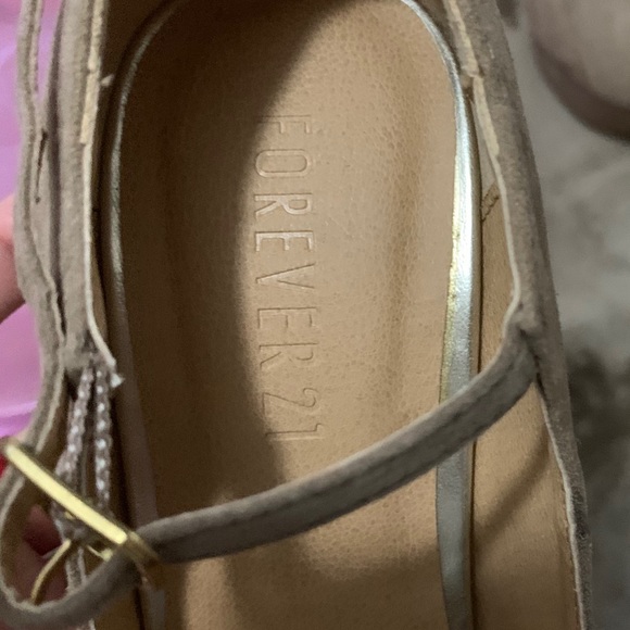 High heels shoes - Picture 4 of 4